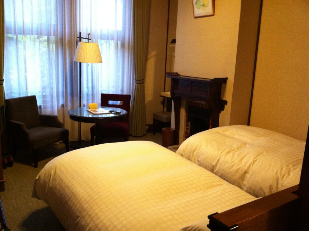 奈良ホテルのルームサービスメニューが微妙 部屋のおすすめを本館 新館別に紹介 旅ソム 旅行のソムリエ