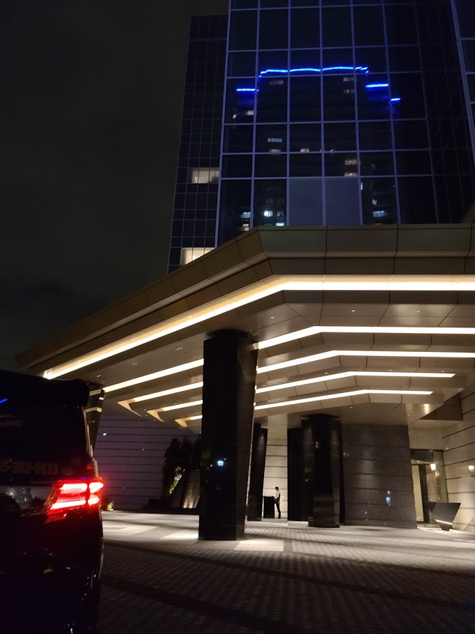 カハラホテル横浜のルームサービスメニューに大満足 アフタヌーンティーの予約は一休でも満席 旅ソム 旅行のソムリエ