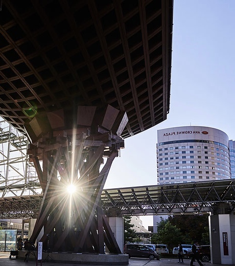 ANAクラウンプラザホテル金沢の外観