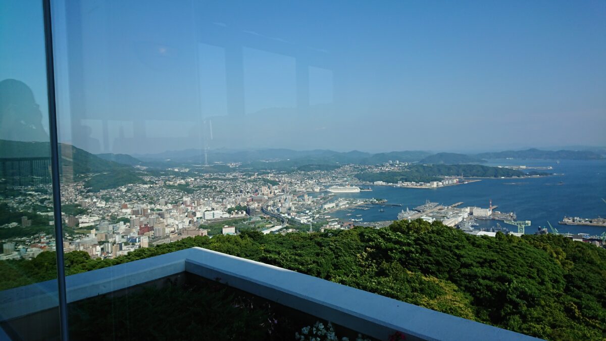 弓張の丘ホテルのランチバイキングのメニューは月替り 部屋のおすすめはスイートルーム 旅ソム 旅行のソムリエ