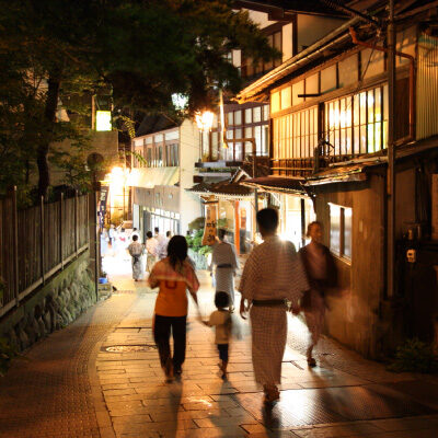 渋温泉金具屋 温泉街
