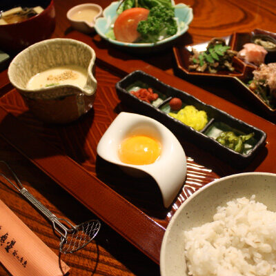 渋温泉金具屋 麦とろ御膳
