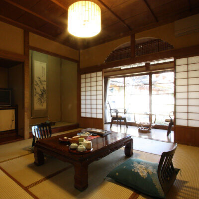 渋温泉金具屋 越路