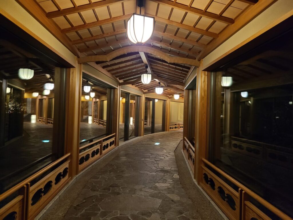 界日光のアクセスは冬季の注意事項あり！宿泊記ブログは必見情報が満載！│旅ソム｜旅行のソムリエ