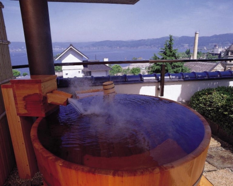 ホテル鷺乃湯の展望露天風呂付き客室